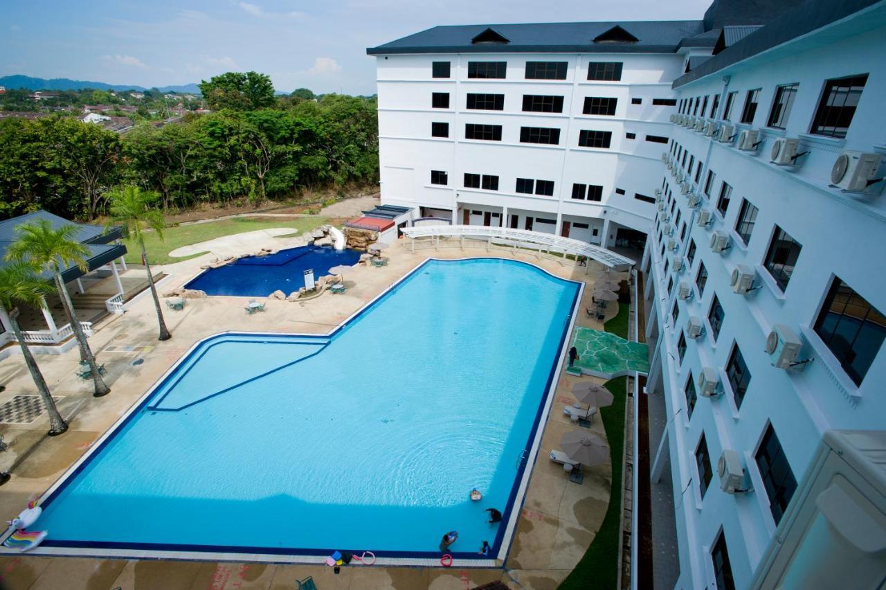 Swiss Avenue Hotel Sungai Petani Exteriör bild