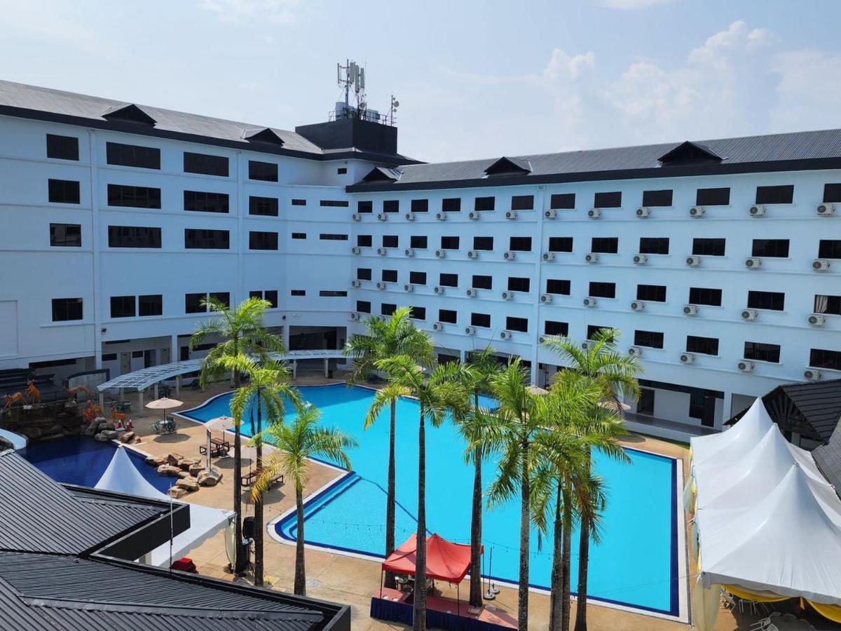 Swiss Avenue Hotel Sungai Petani Exteriör bild